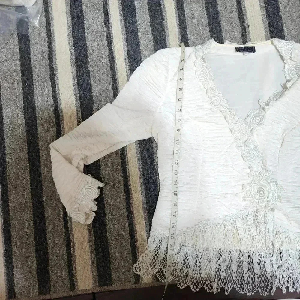 Cachet by Bari Protas ruffles and pearls vintage shacket. Size 9/10 Large - Picture 5 of 11